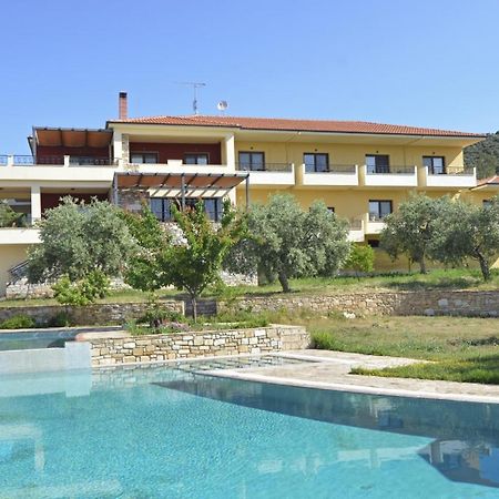 פוטוס Moonbeam Hotel מראה חיצוני תמונה
