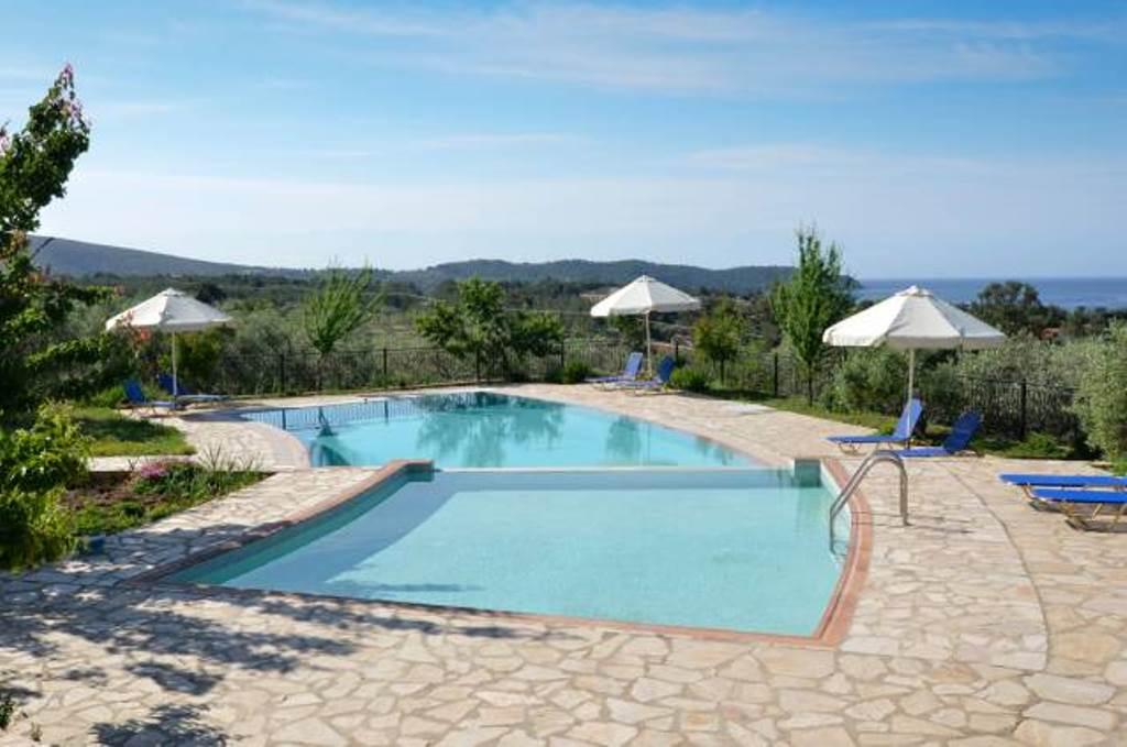 פוטוס Moonbeam Hotel מראה חיצוני תמונה