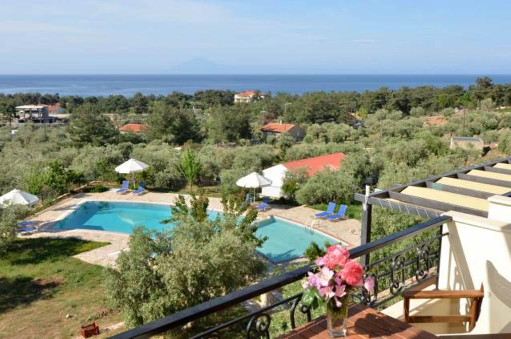 פוטוס Moonbeam Hotel מראה חיצוני תמונה