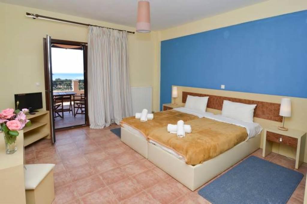 פוטוס Moonbeam Hotel מראה חיצוני תמונה