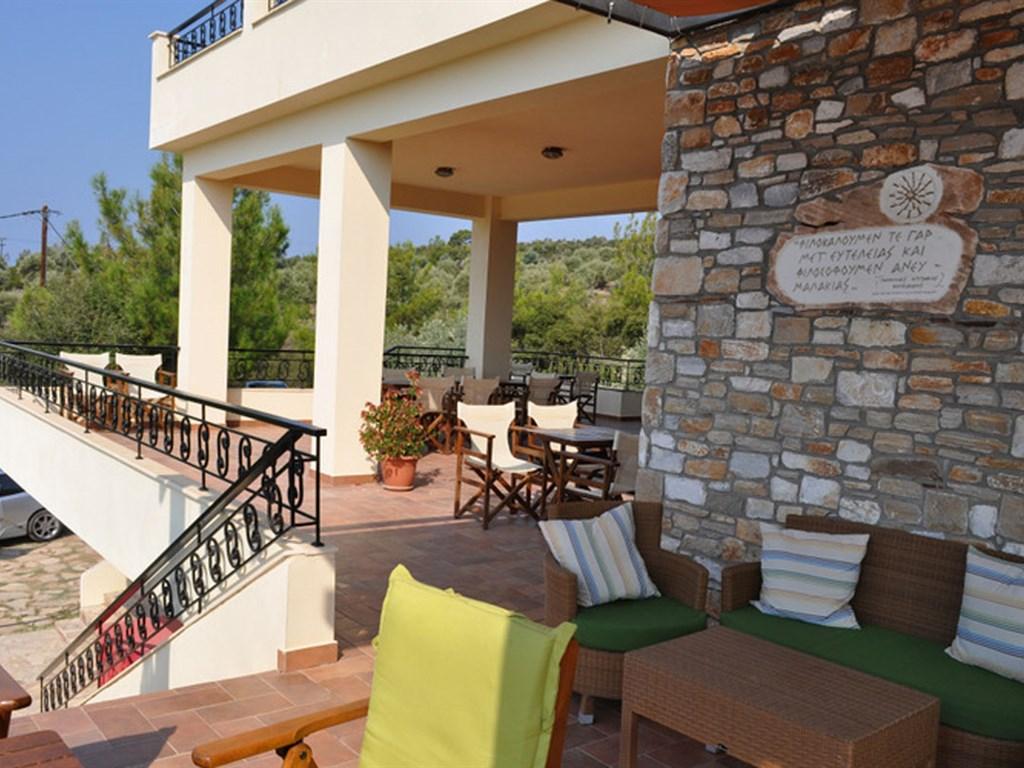 פוטוס Moonbeam Hotel מראה חיצוני תמונה