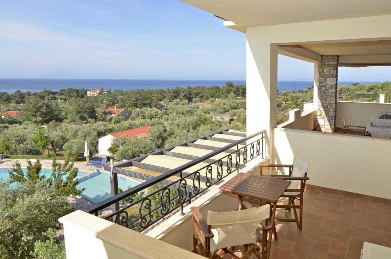 פוטוס Moonbeam Hotel מראה חיצוני תמונה
