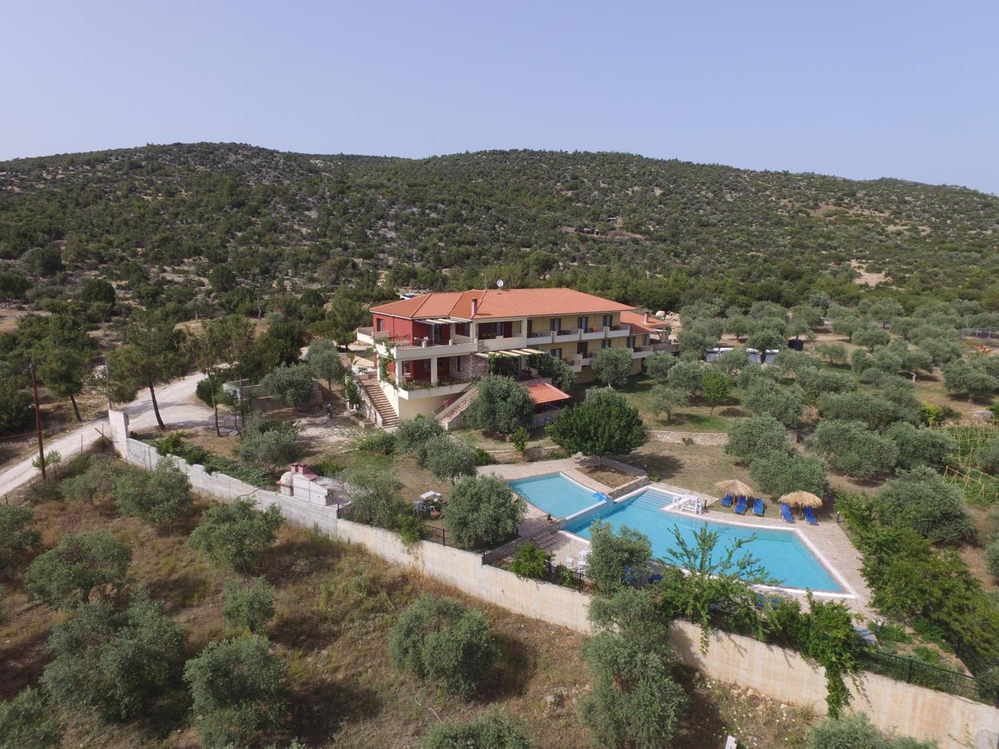 פוטוס Moonbeam Hotel מראה חיצוני תמונה